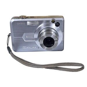 Casio EXILIM ZOOM EX-Z850 8.1MP Digital Camera Silver + Battery And SD 2GB CARD!